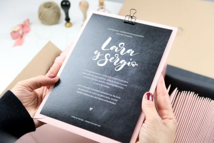 project party invitacion boda lettering pizarra